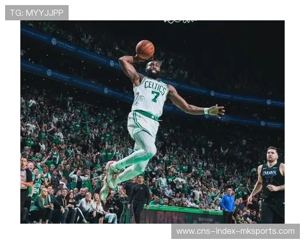 凯尔特人外线连续命中带动士气高涨 凯尔特人外线连续命中带动士气高涨